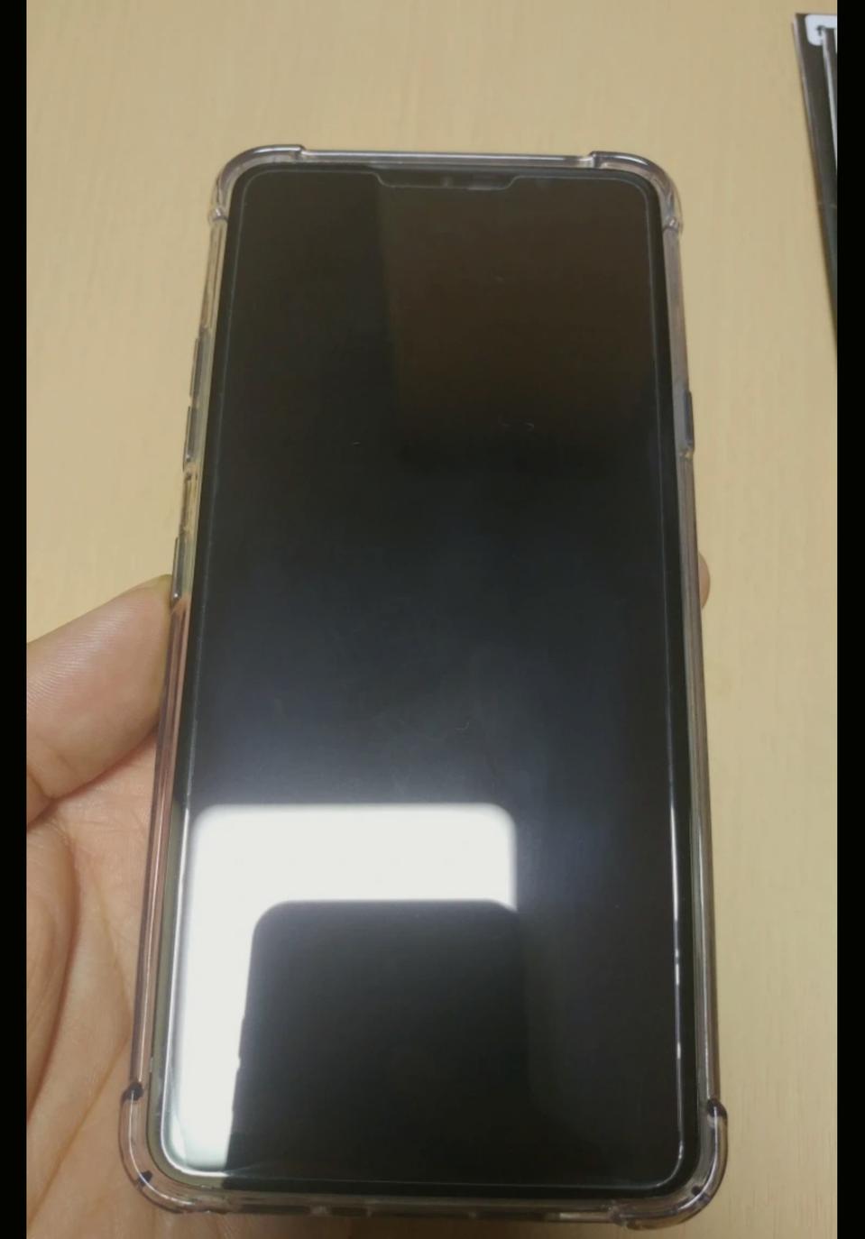 게임용으로 좋은 G7 + 강화유리 + 젤리케이스