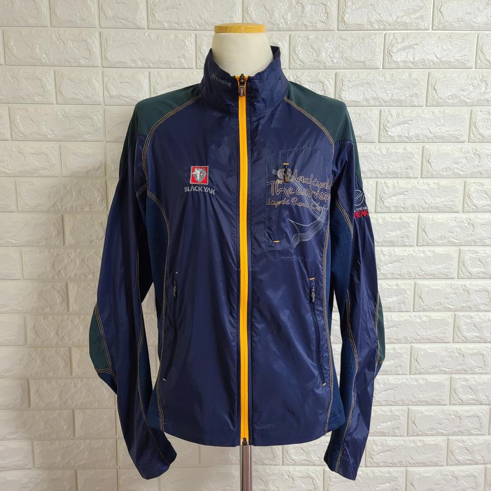 *블랙야크* 경량 바람막이 자켓 (95)
