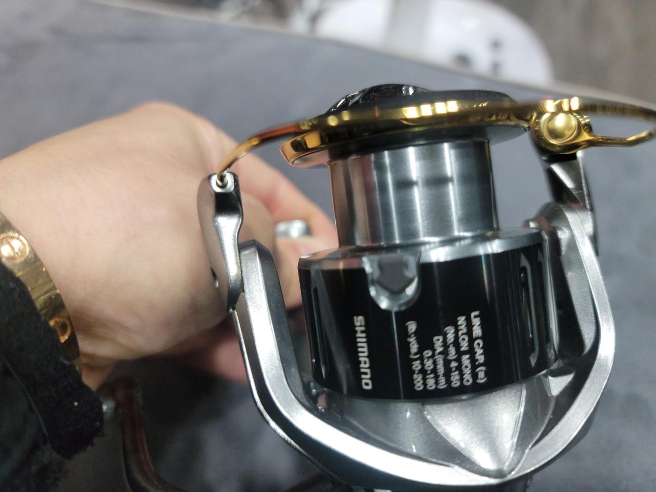 시마노 트윈파워 4000