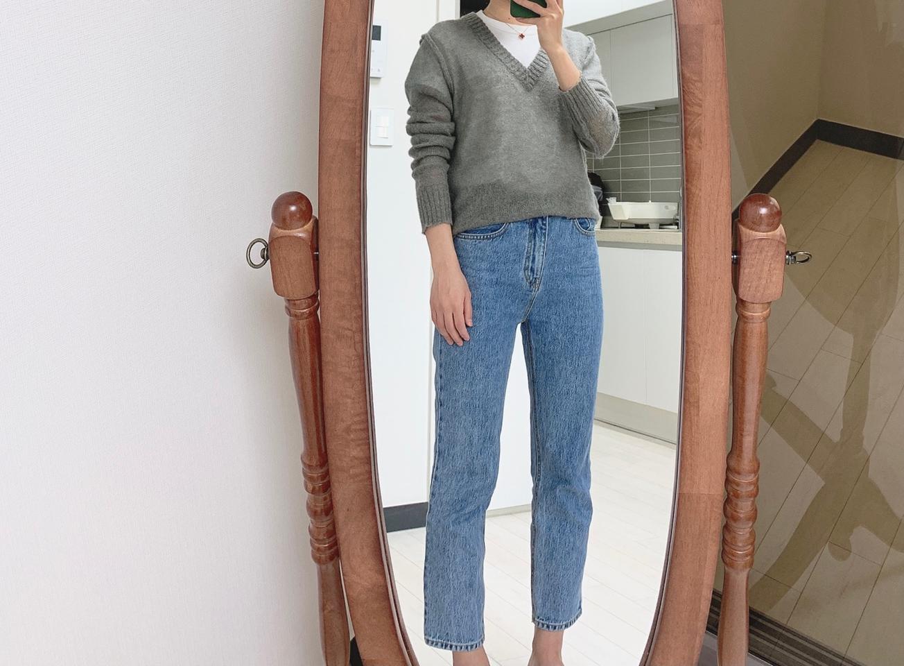 정품 돌체앤가바나 브이넥 니트