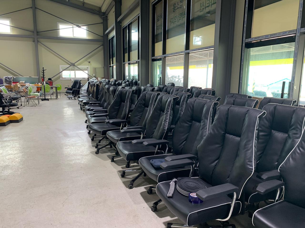 뉴타이,pc방의자,  pc방책상세트 가능