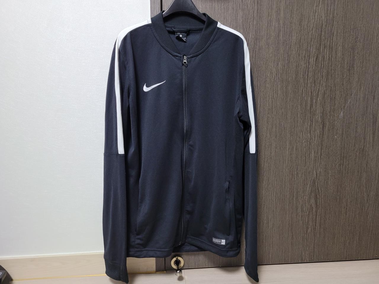 나이키 아카데미16 니트 집업