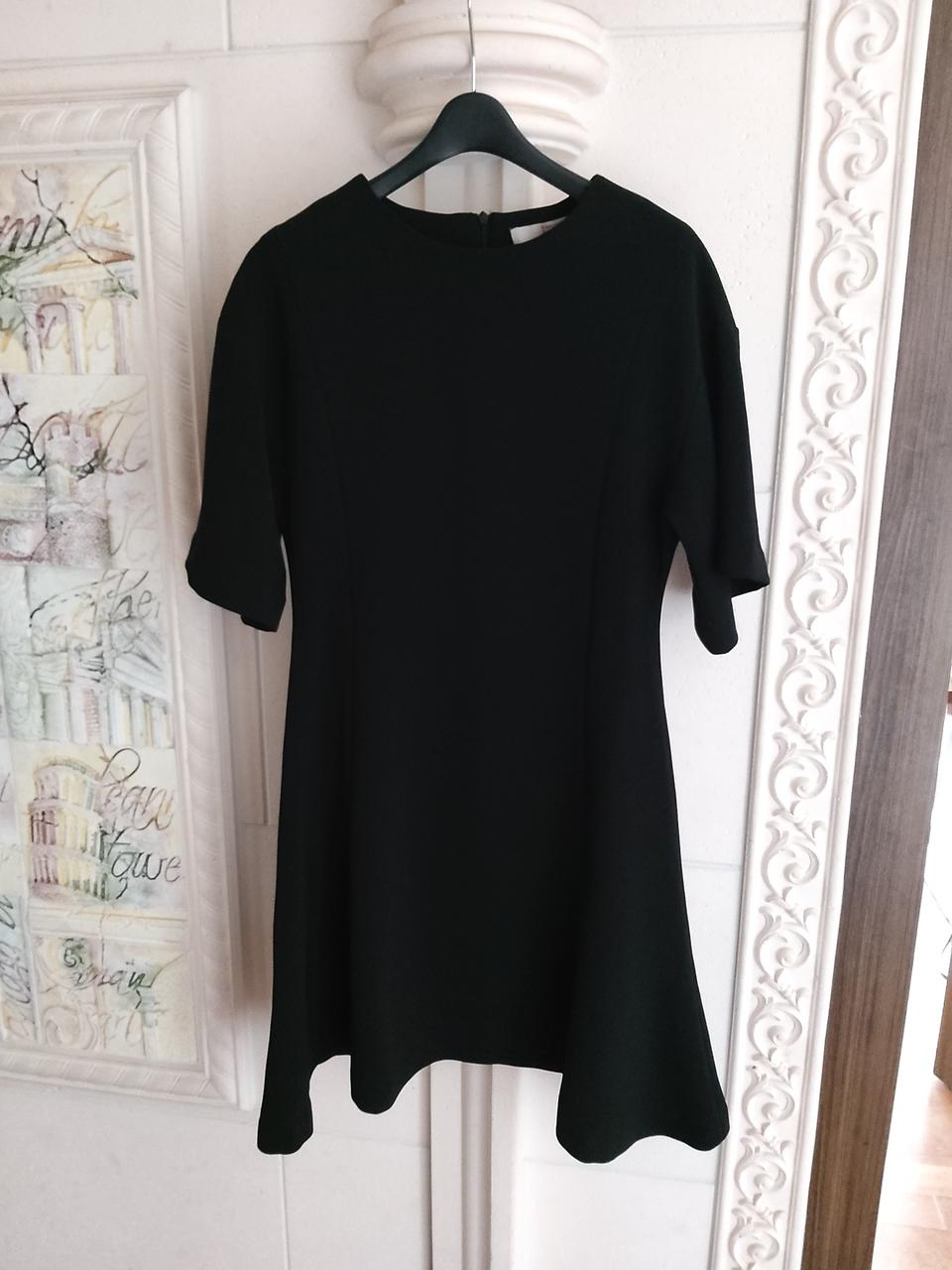 에잇세컨즈 플레어 원피스