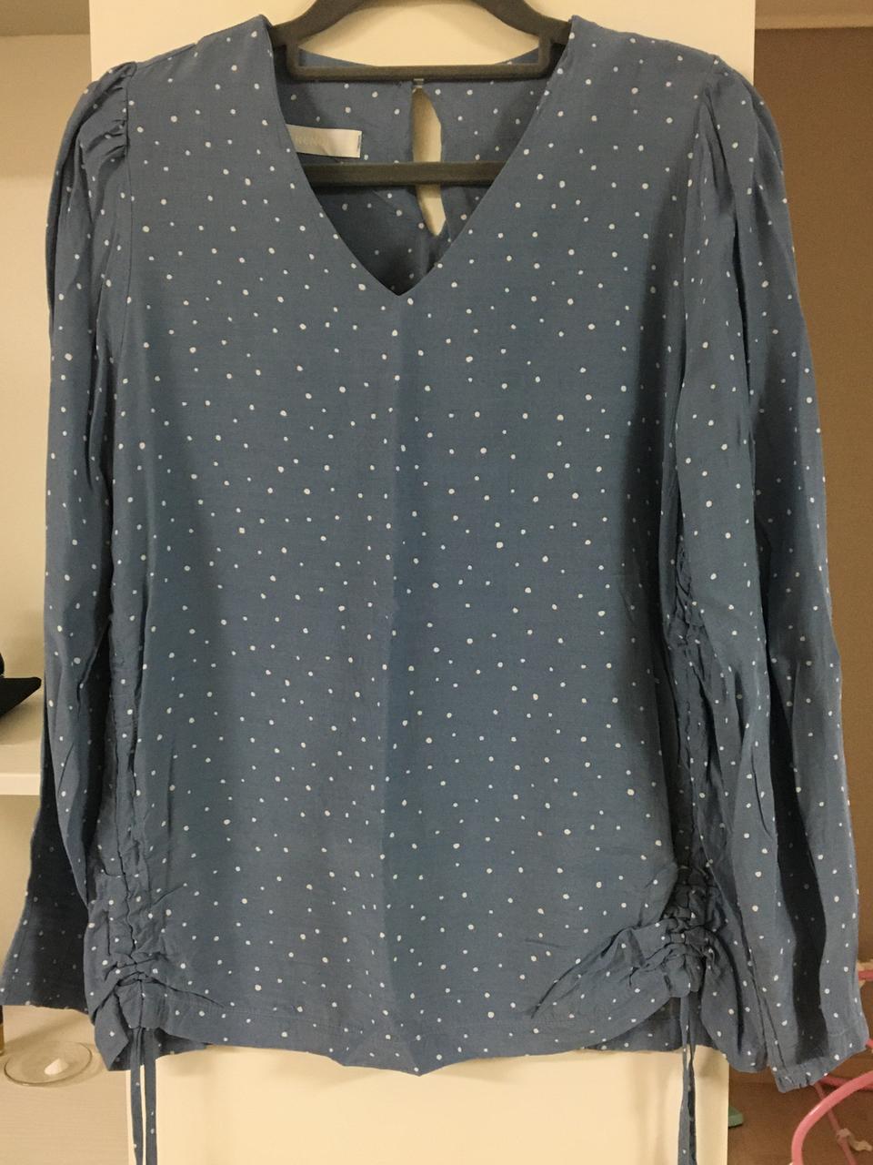 도트무늬 블라우스