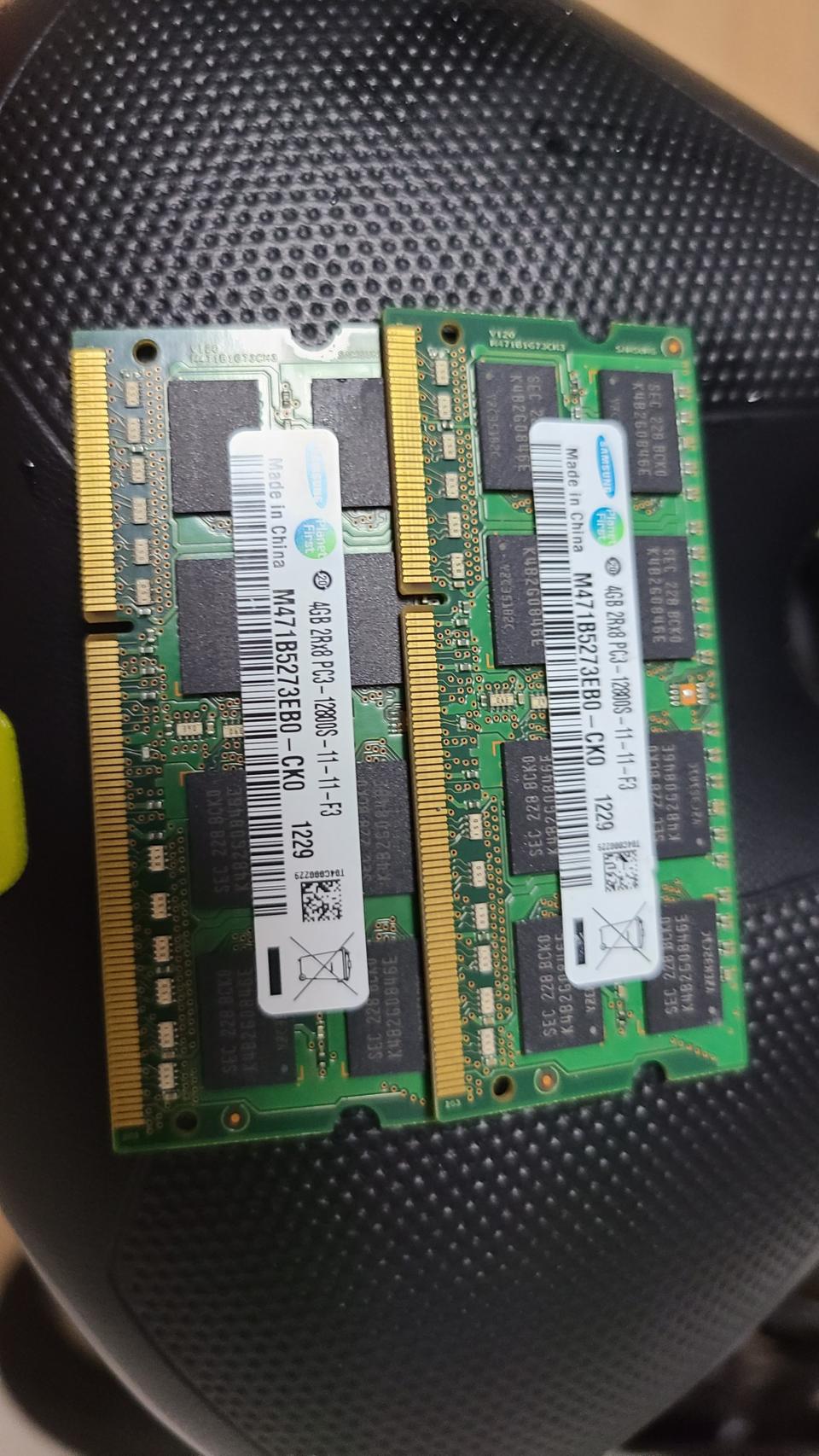 노트북용 램 ddr3 삼성 4GB 2RX8 PC3-12800S.  판매
