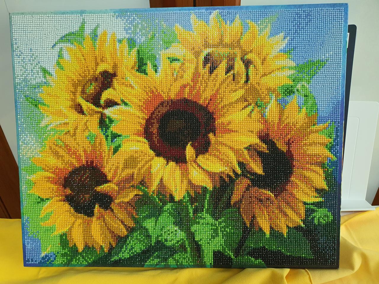 해바라기 보석십자수입니다