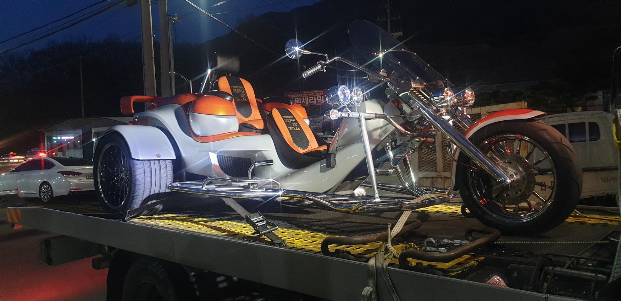 삼륜오토바이 리와코RF1LT2터보 최상급모댈신차급 팝니다.