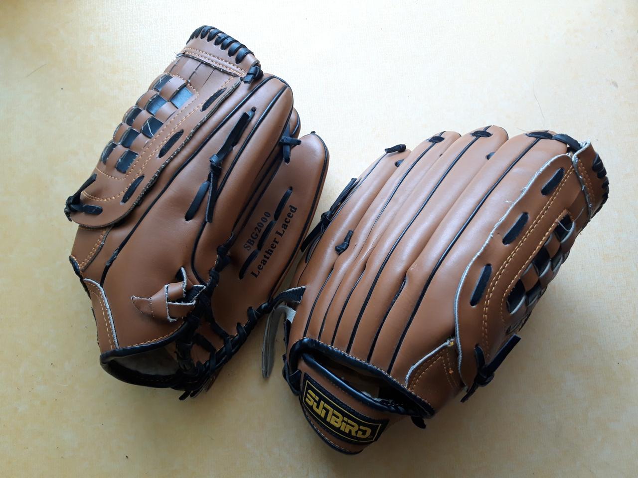 썬버드 야구글러브 두개 팔아요