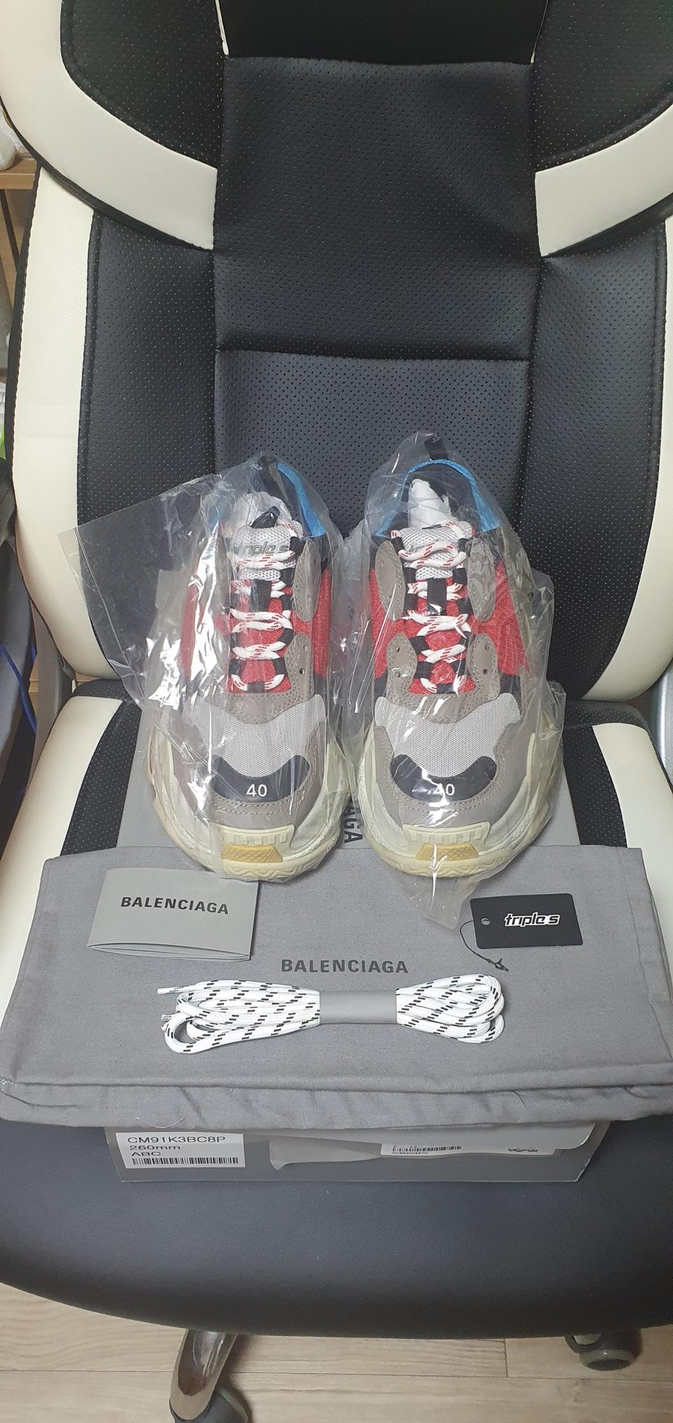 (40)#새상품#할인#발렌시아가트리플s멀티