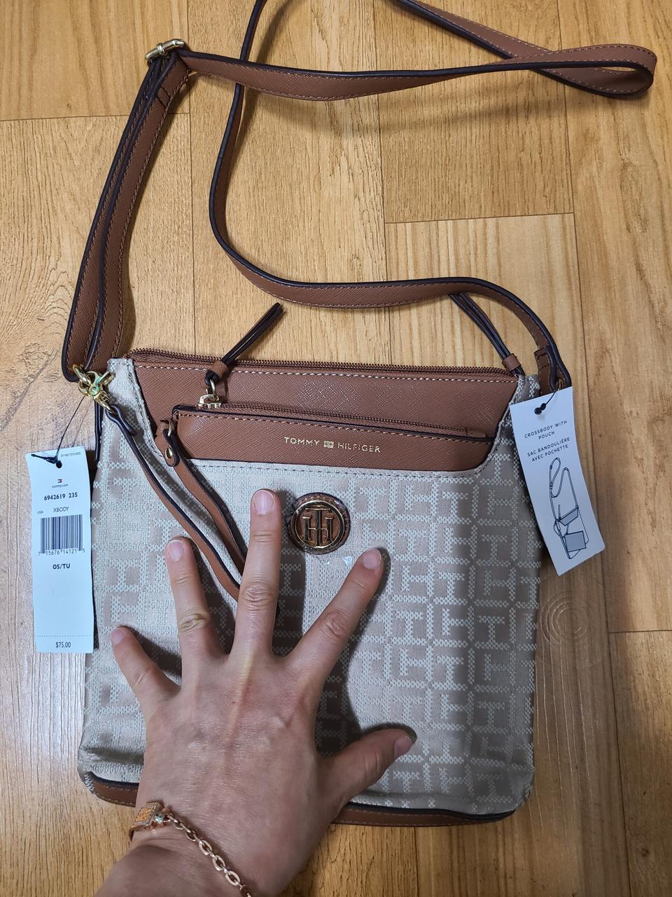 타미 힐 피거 크로스빽