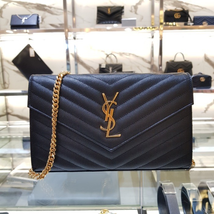 입생로랑 가방판매해요