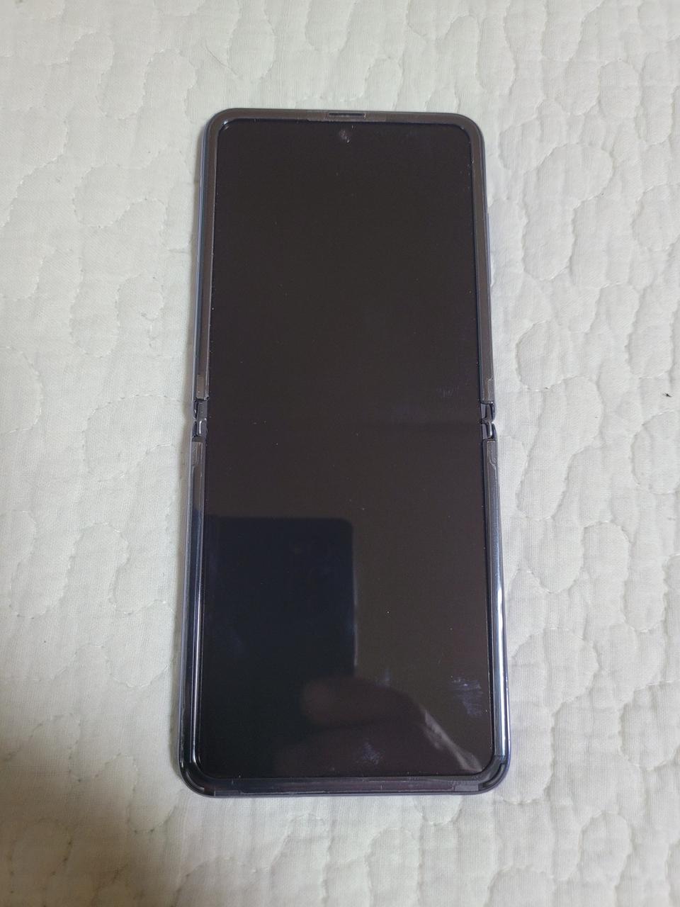 Z플립 LTE 퍼플 S급팝니다^^