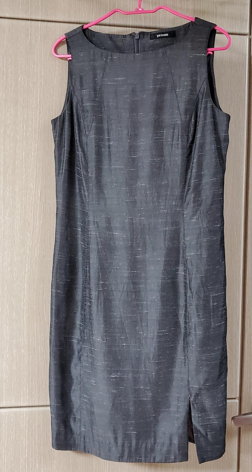 아세테이즈 소재 나시 원피스