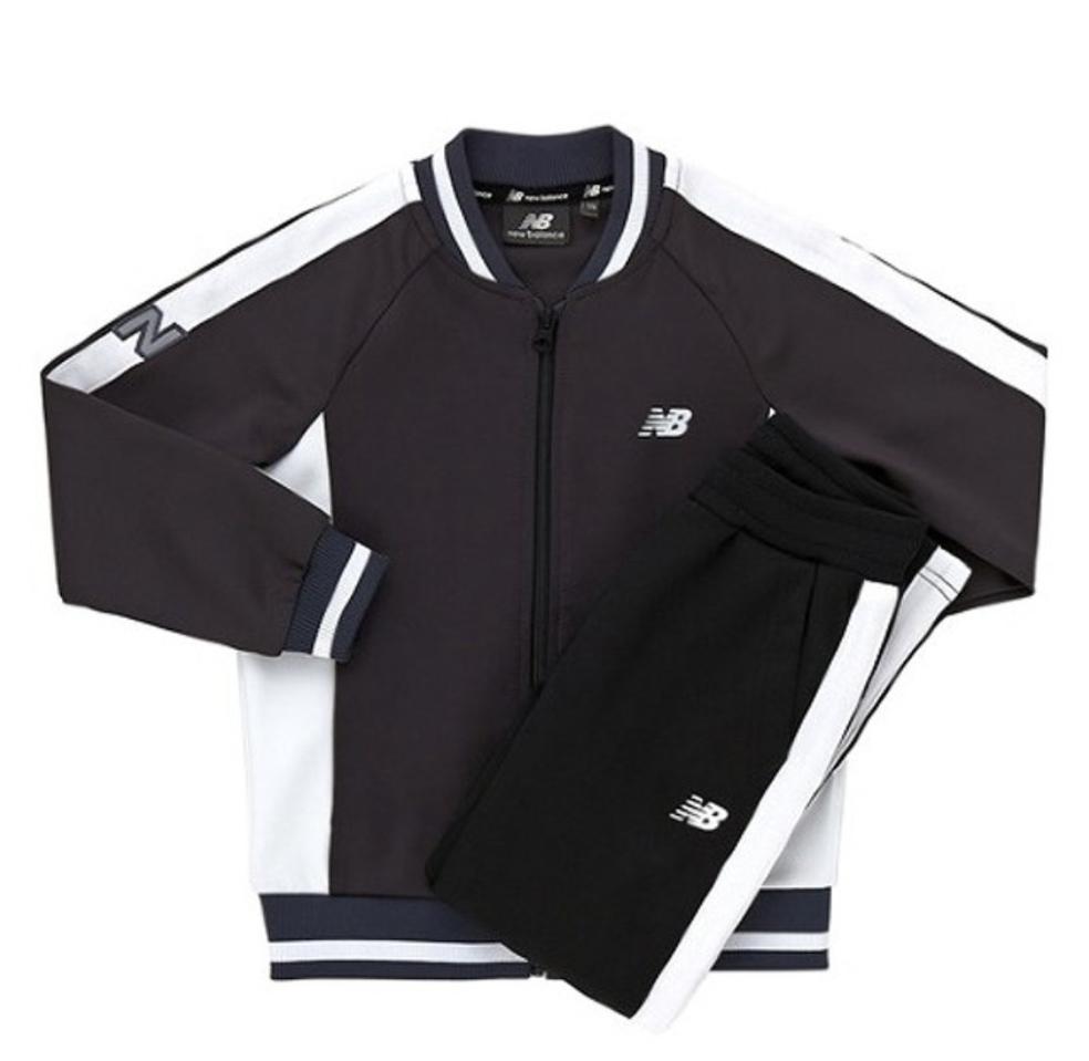 뉴발란스키즈 트레이닝세트 정품입니다