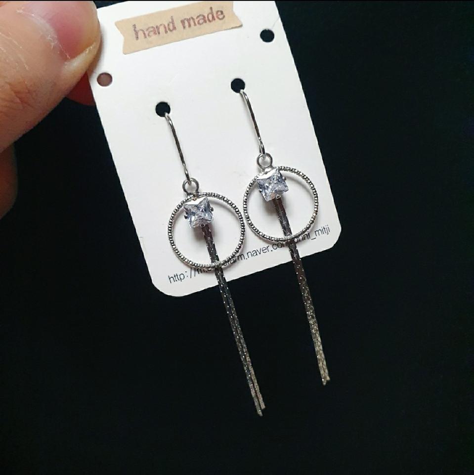 큐빅 링 드롭귀걸이