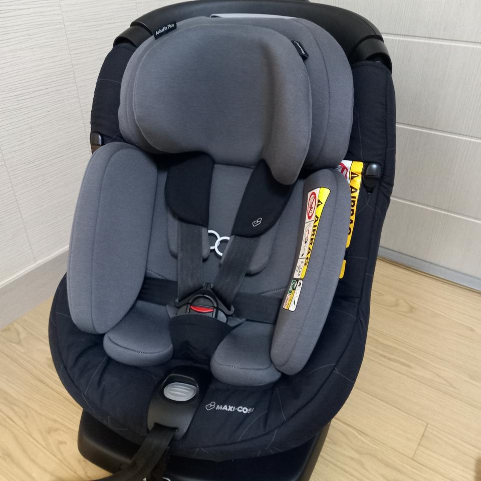 맥시코시 (maxicosi) 엑시스픽스 플러스 (axisfix plus)