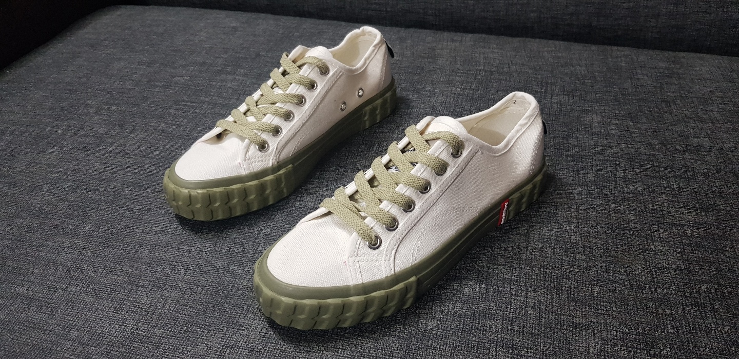 신발 스니커즈 운동화 235 240   새제품