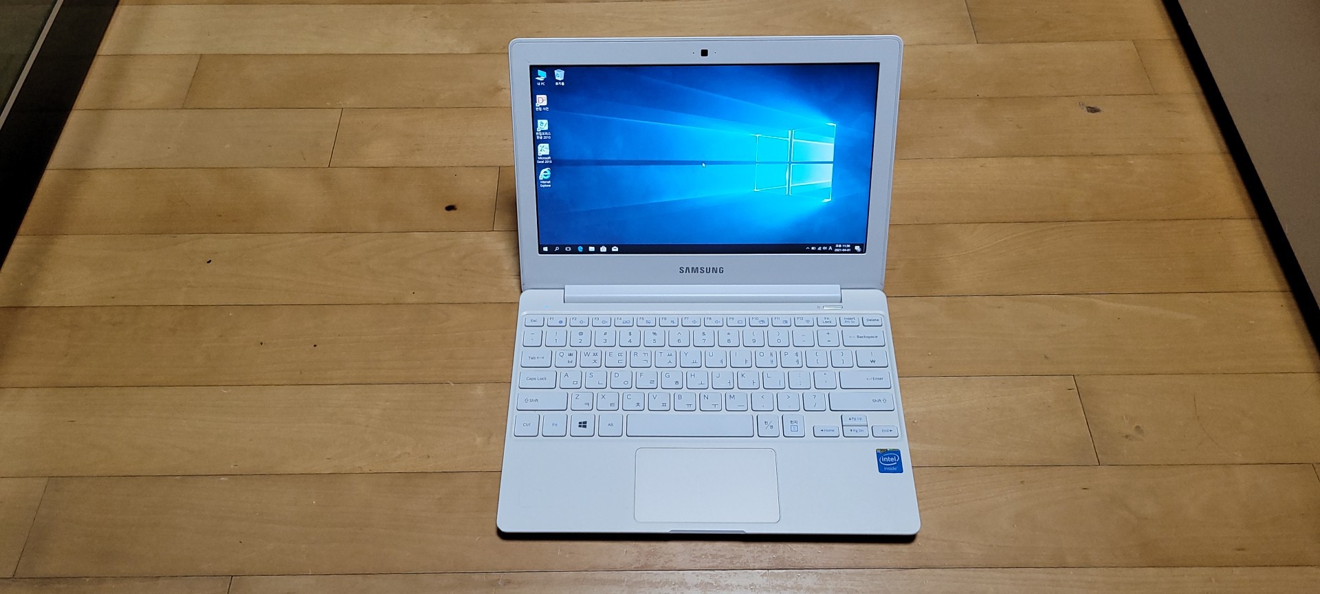 삼성 초경량 아티브북( 휴대용/ 1.2kg/ SSD/ 윈10/ 엑셀)