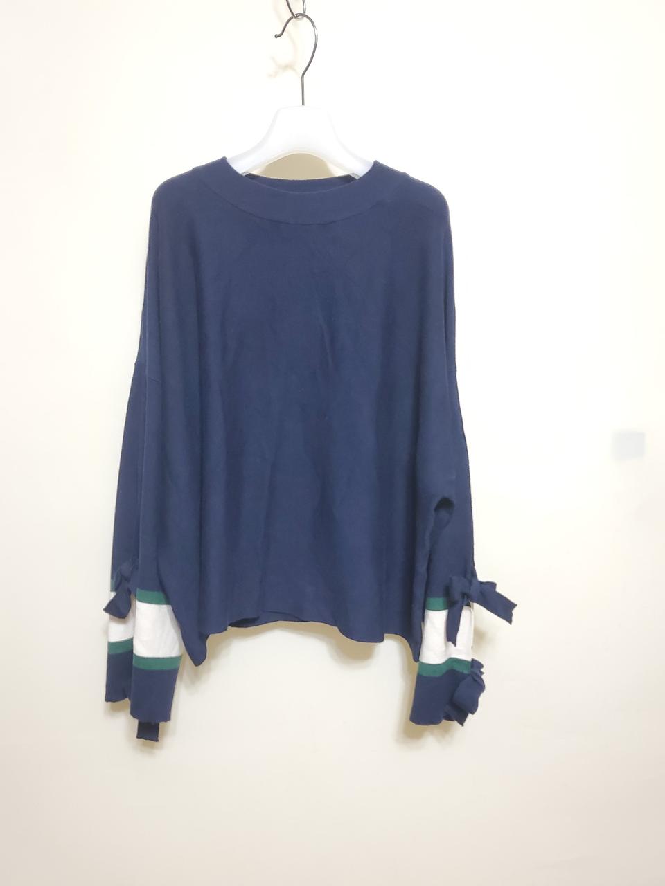 (미착용) 리본소매 포인트  니트