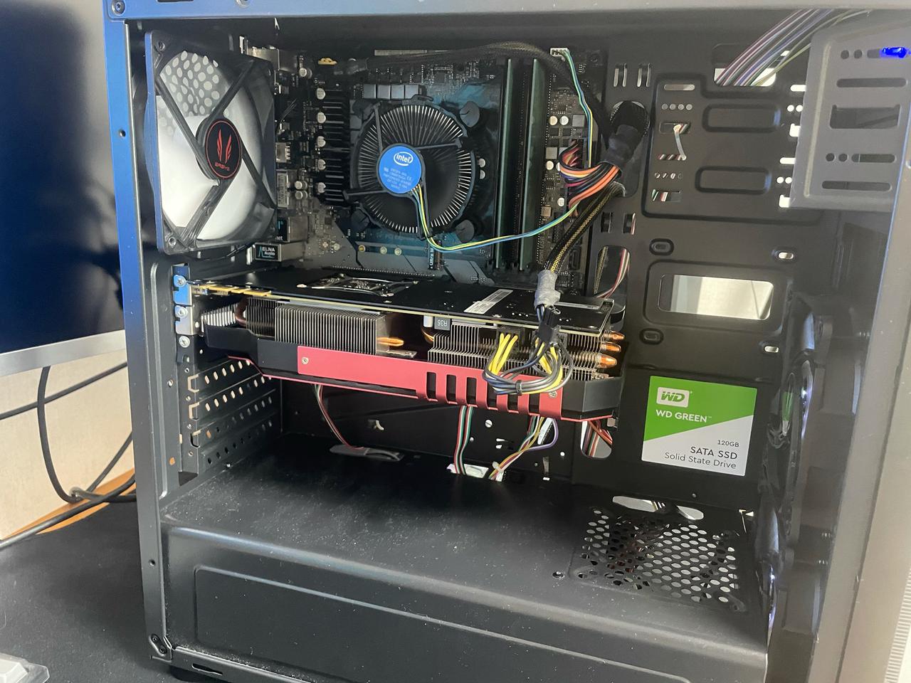 개인) i5 8400, 램16gb, z보드, gtx970 게이밍본체판매