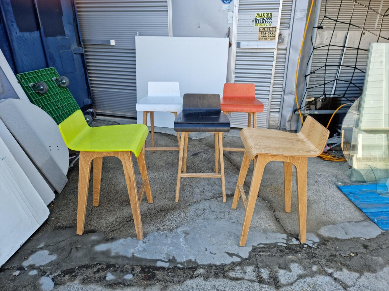 원목형 파스텔 바의자