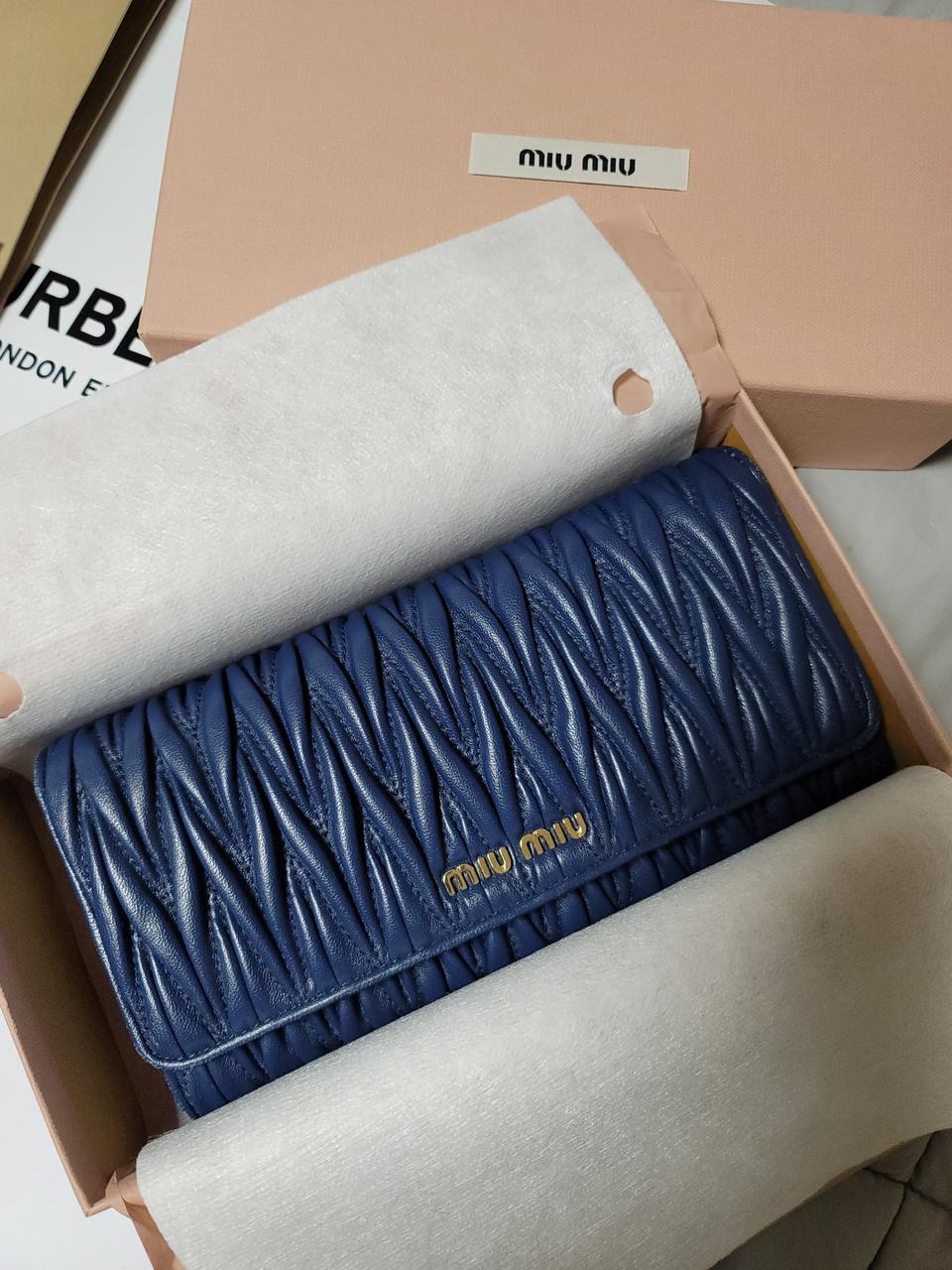 미우미우 장지갑(마지막가격내림)