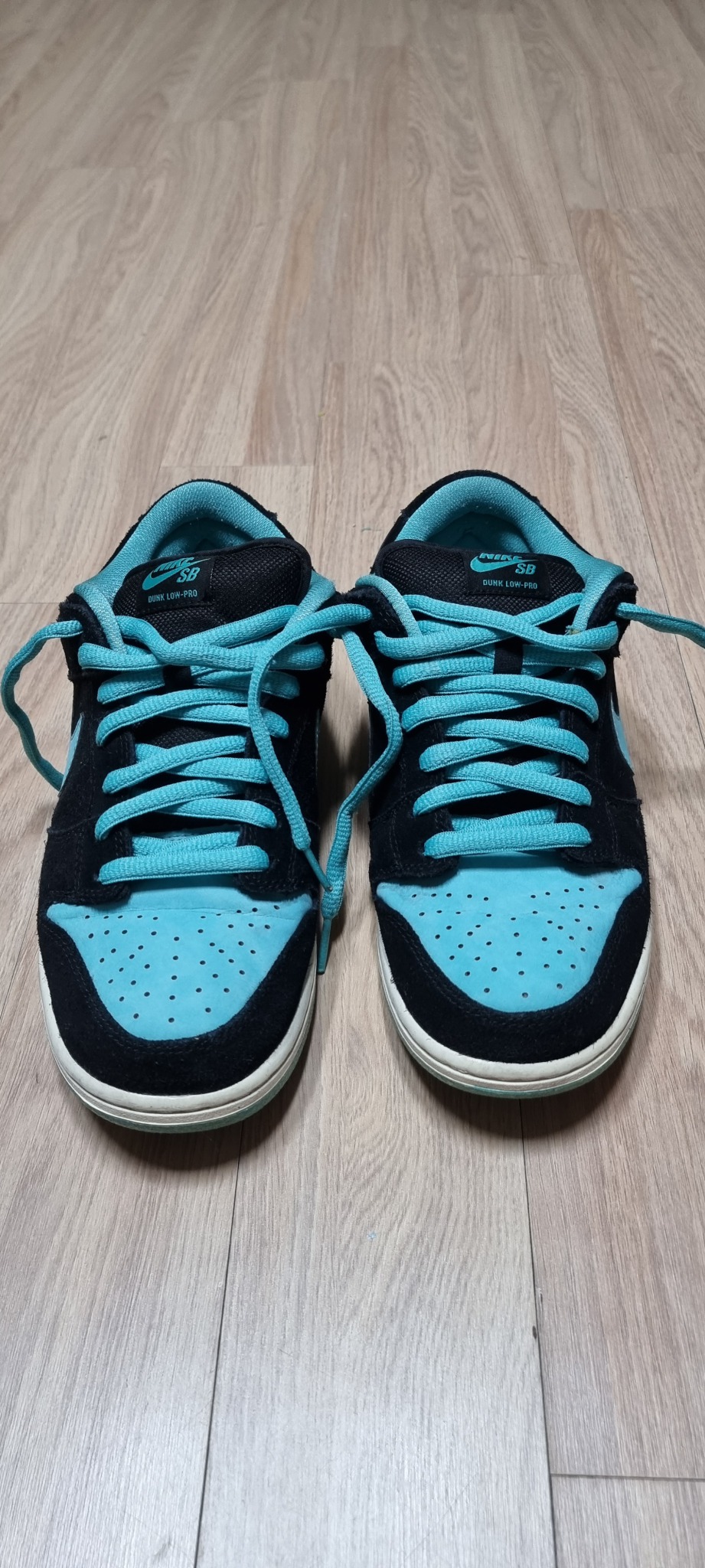 나이키 sb덩크로우 클리어제이드(리버스티파니)