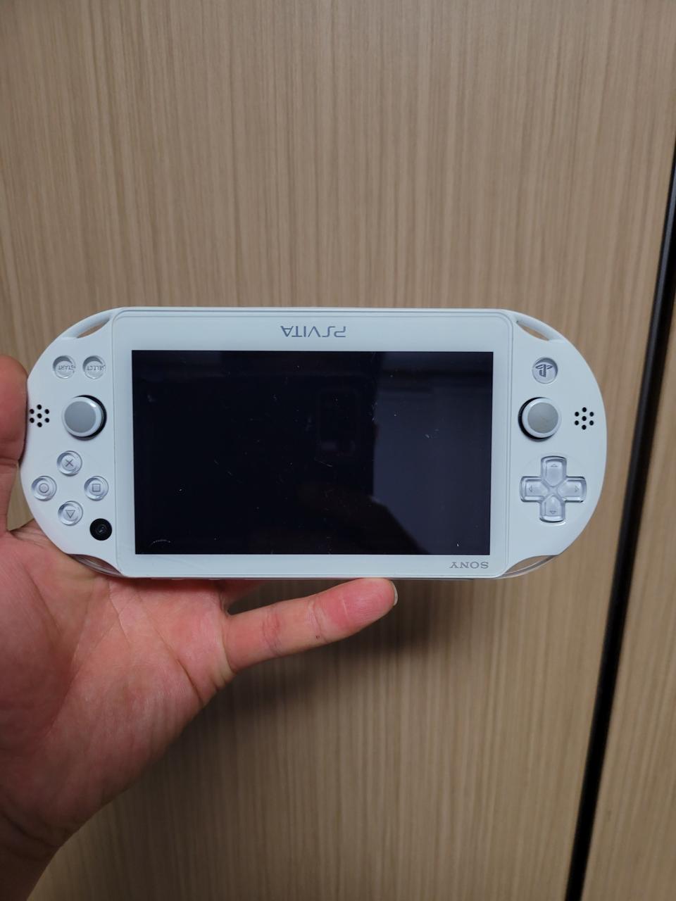 ps vita 2세대 게임기