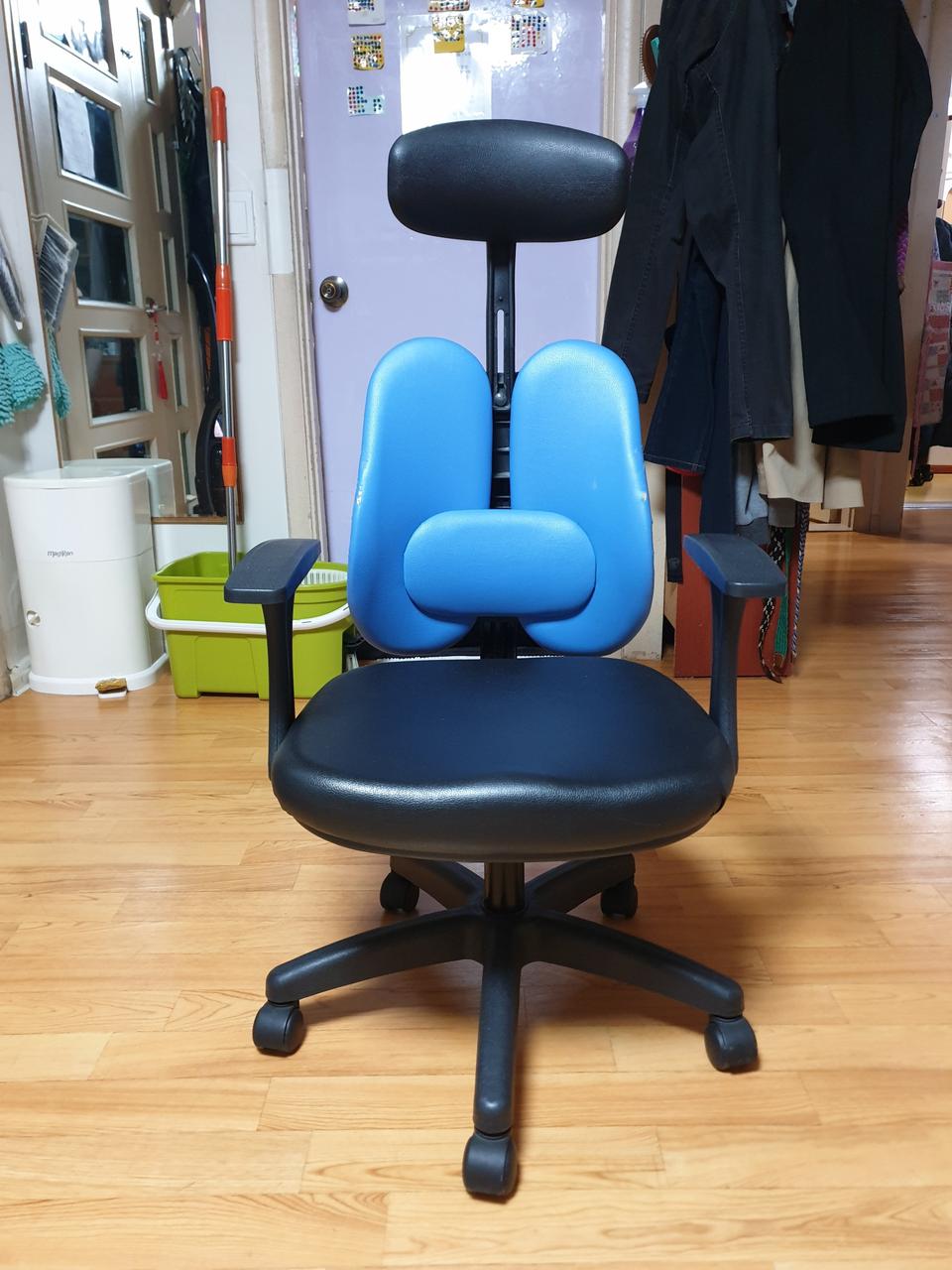 사무용 학생 의자 팝니다.