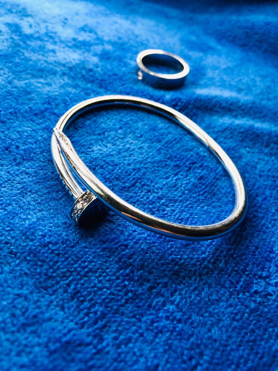 까르띠에 저스트앵끌루 다이아 화이트골드