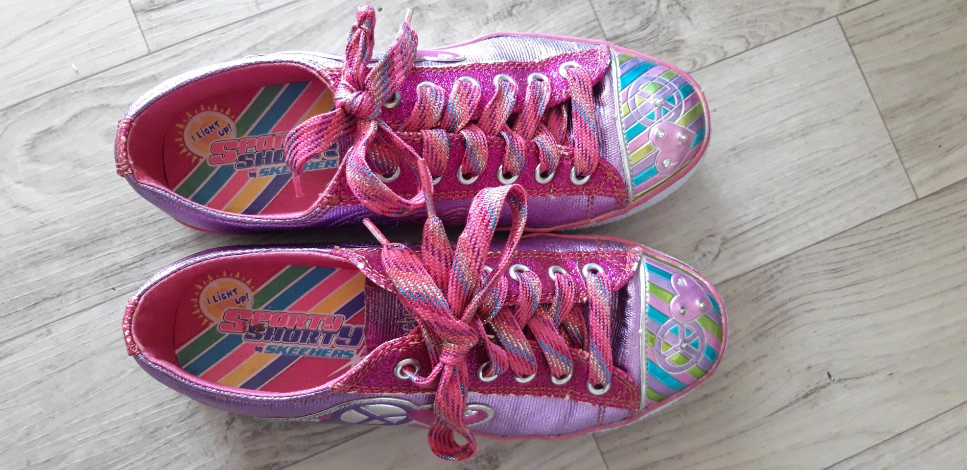 스키쳐스 운당화