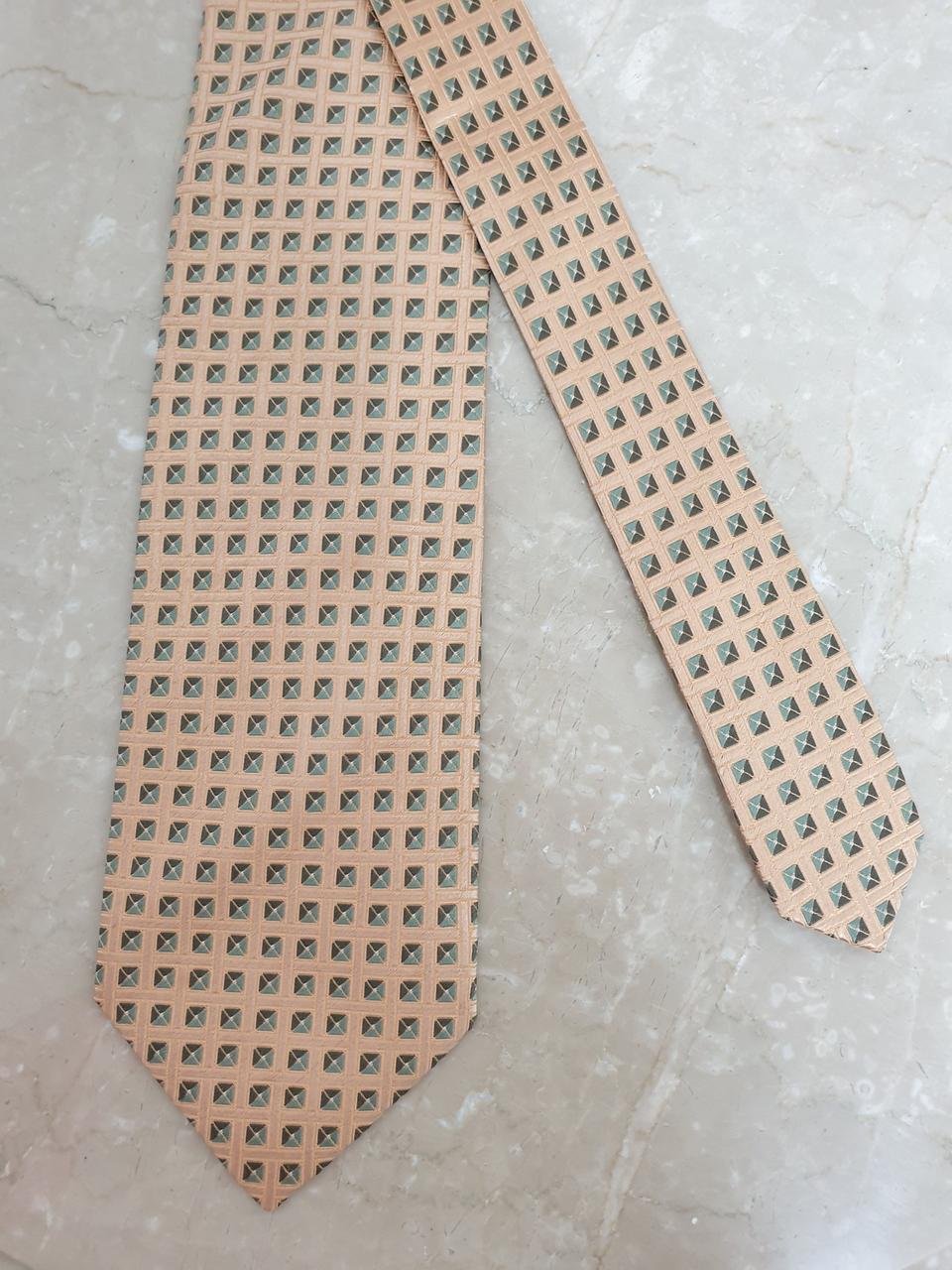 에르메네질도 제냐 넥타이