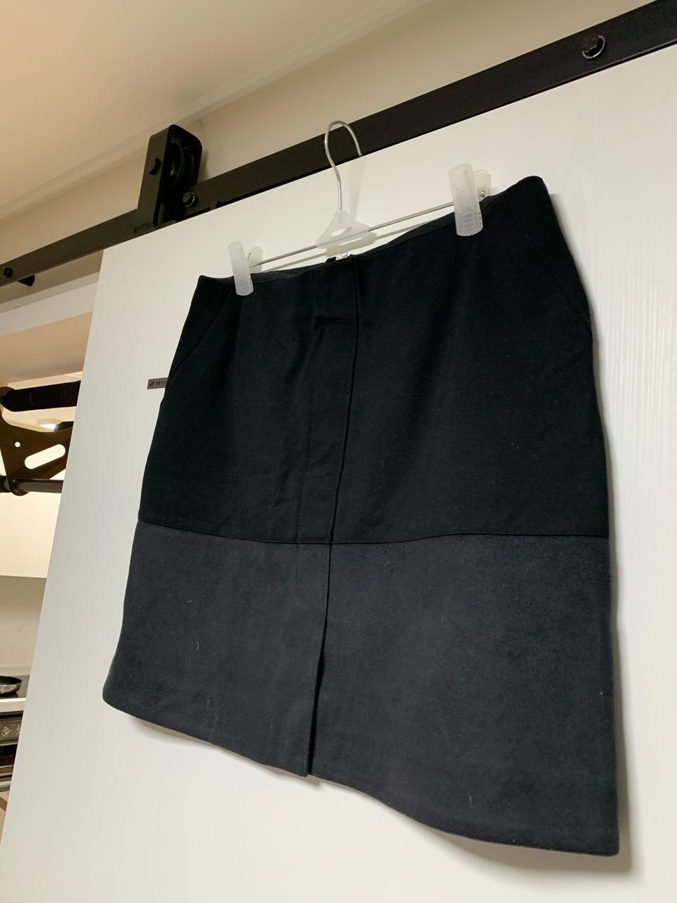 블랙 세무스타일 밑단 스커트 66 - 77