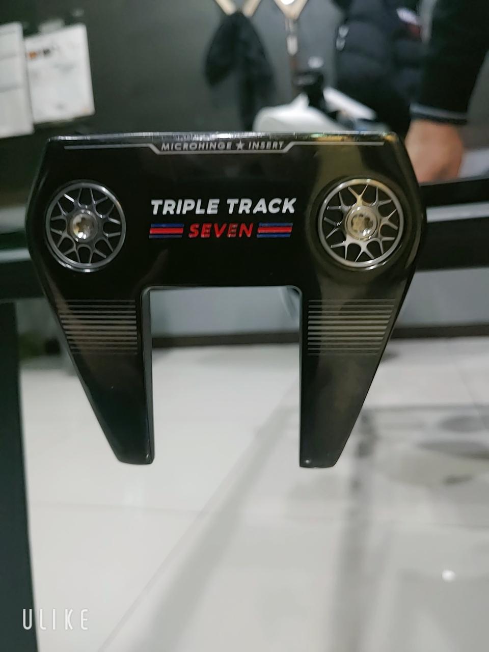 오딧세이 명품퍼터 내놓아 봅니다