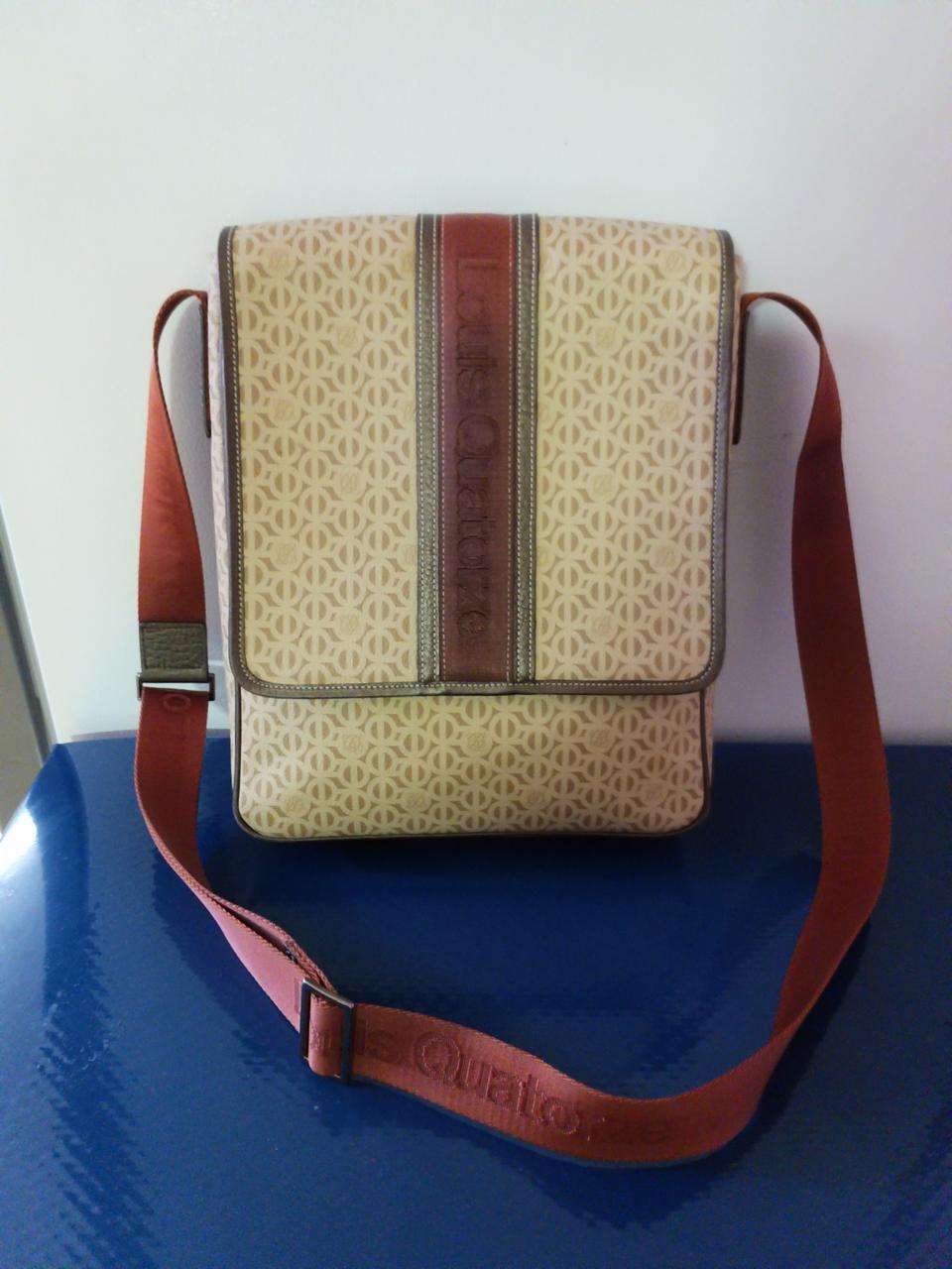 루이가또즈-메신저백