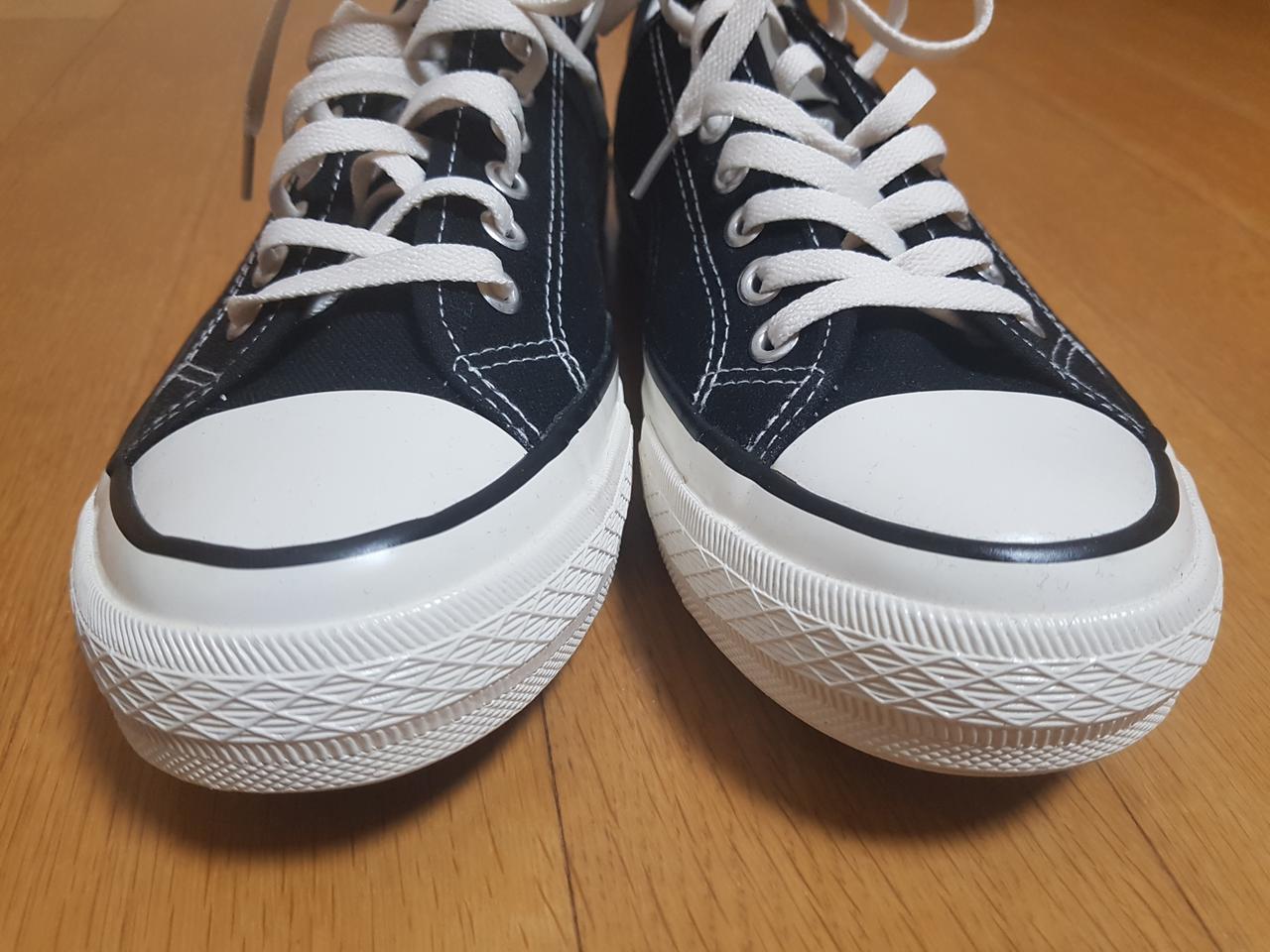 무신사 슈탠다드 스니커즈 42사이즈