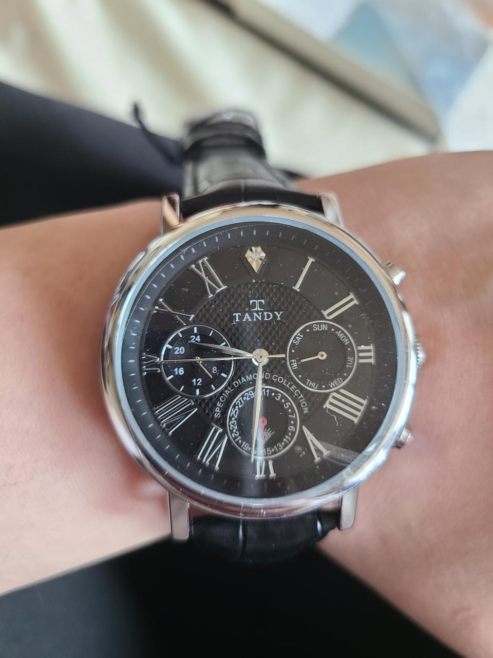 (새상품) 남자 가죽 손목시계 미개봉 최저가 급처 무료배송