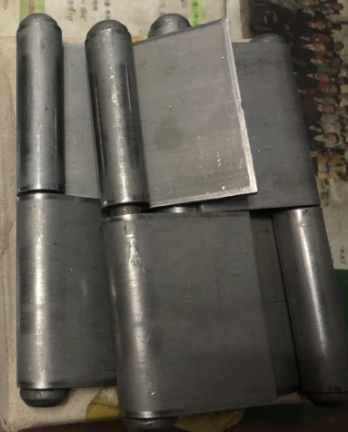 6인치 돌쩌귀 판매합니다.