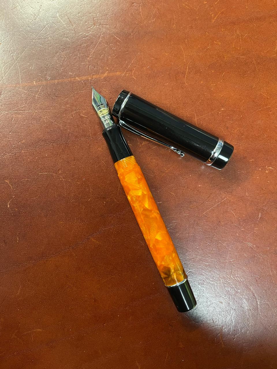 콘클린 듀라그래프 만년필 m촉 (오렌지 나이츠 컬러)