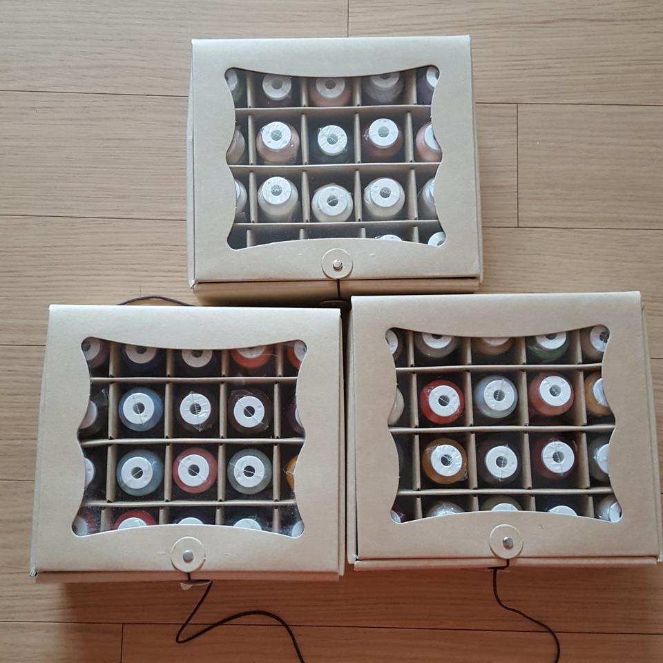 고급 자수사 50색+밑실10개