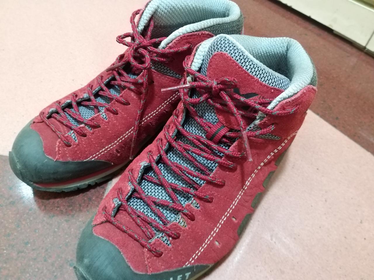 상태좋은 밀레 여성등산화 팝니다.