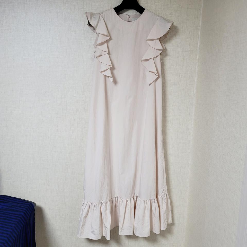 새옷만판매 날개프릴 롱원피스