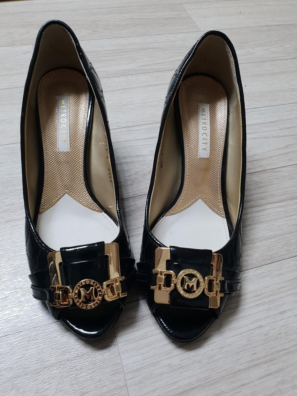 메트로시티구두 245