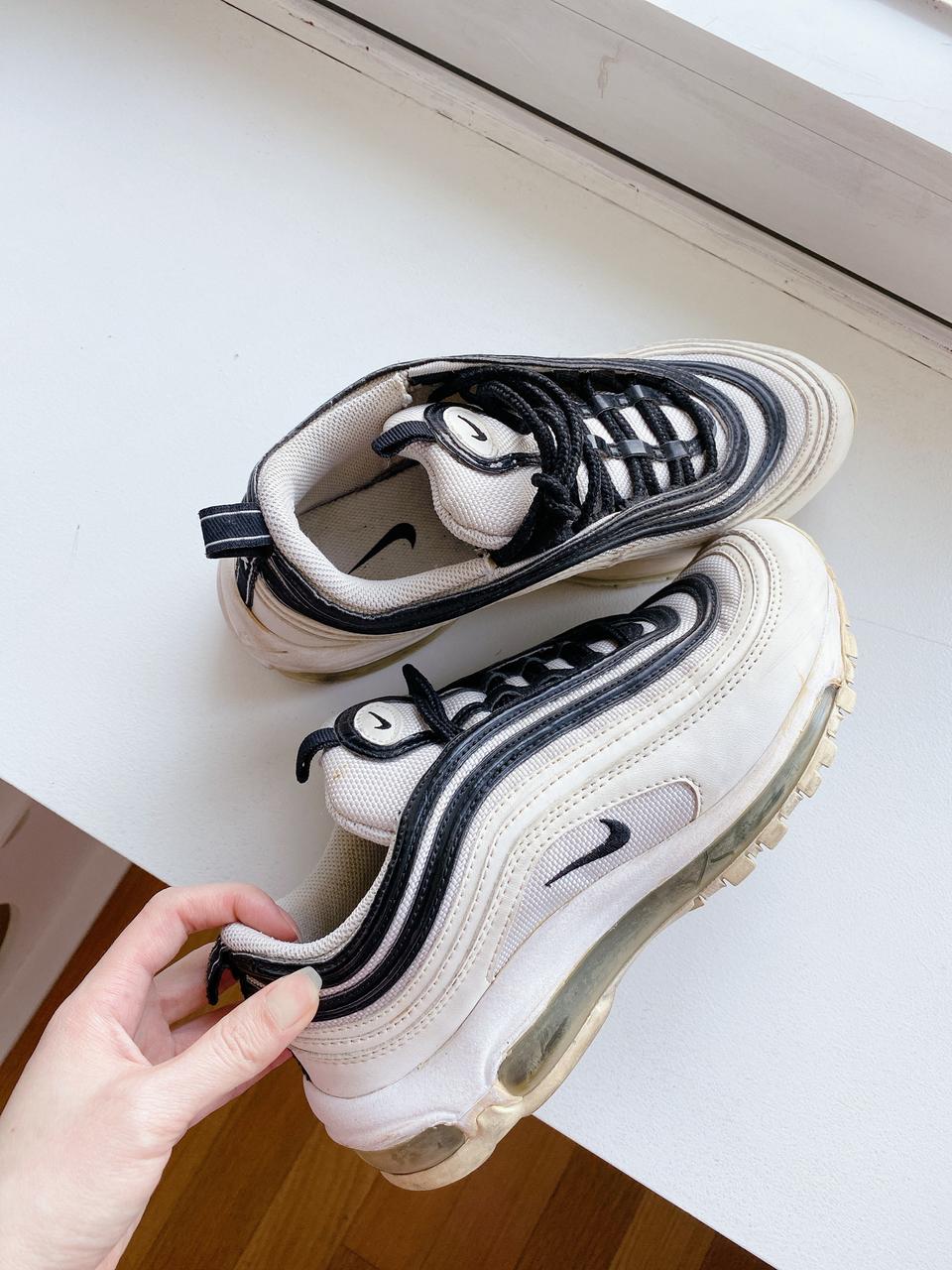 나이키 에어맥스 235사이즈