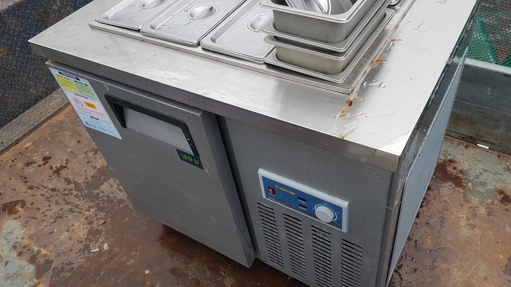 업소용 반찬냉장고900  4칸900 700 800사용온도: -7~10