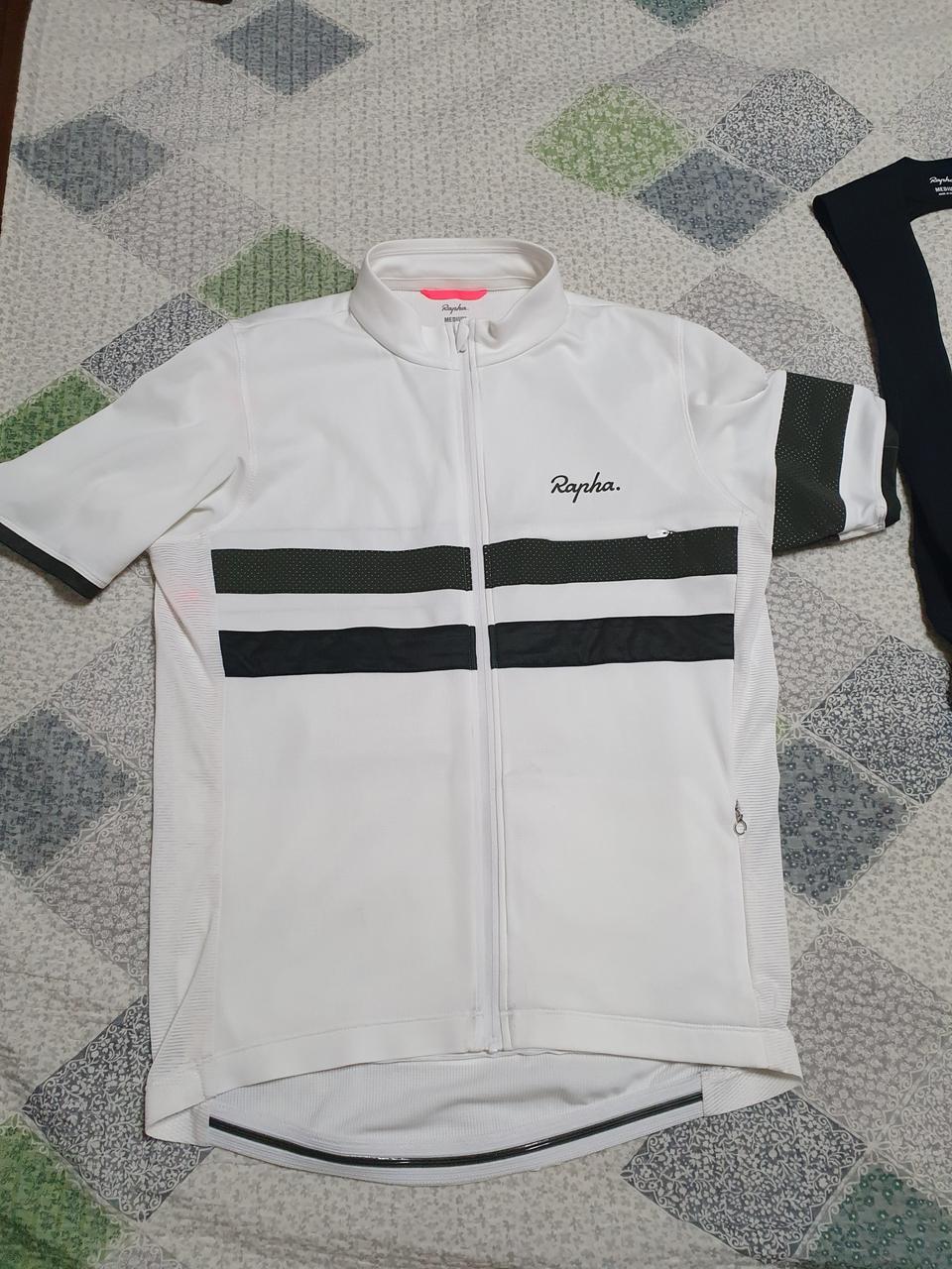 [가격다운]자전거의류 라파 M사이즈 져지 팝니다