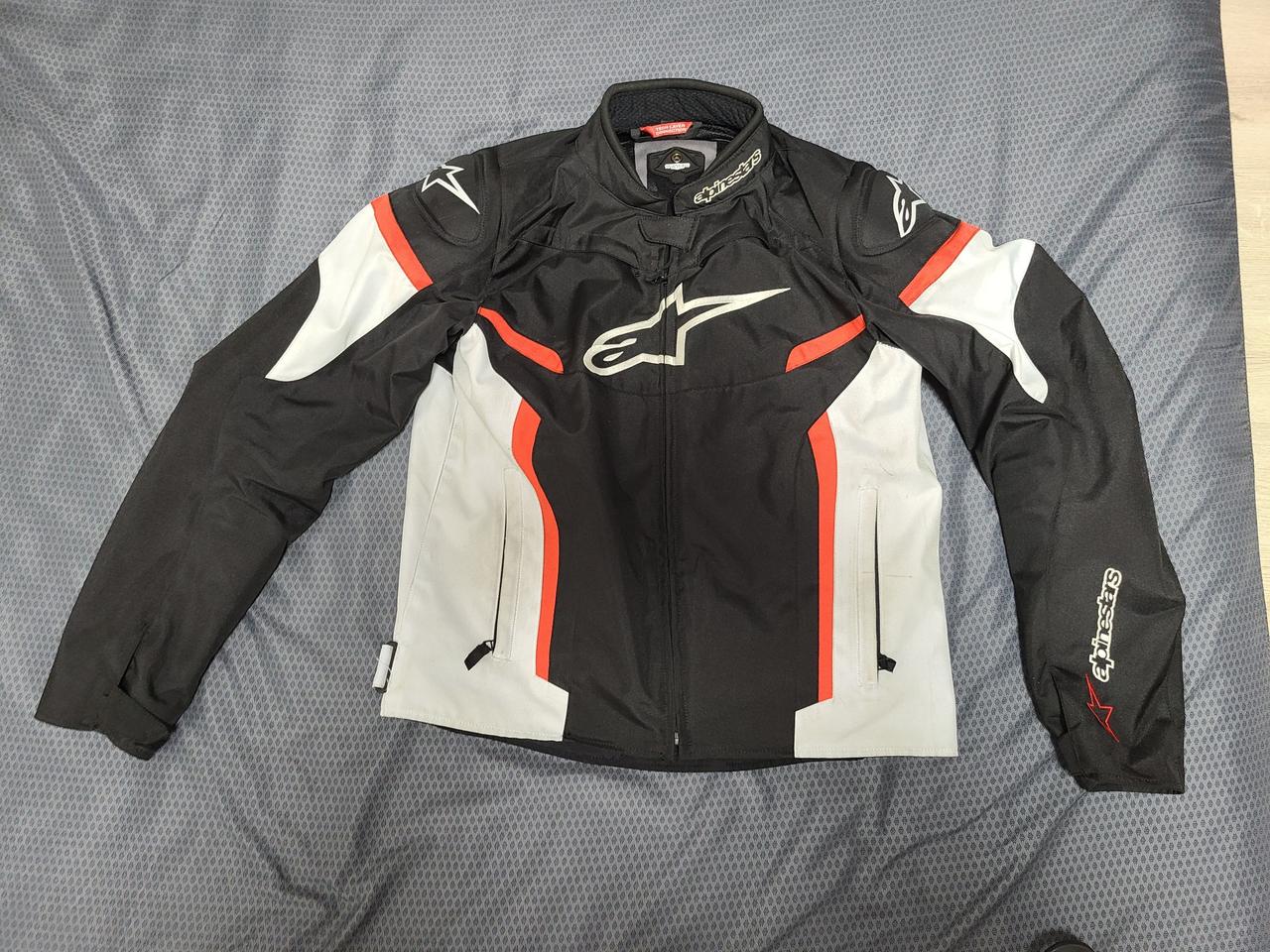 알파인스타 자켓 팝니다(L)