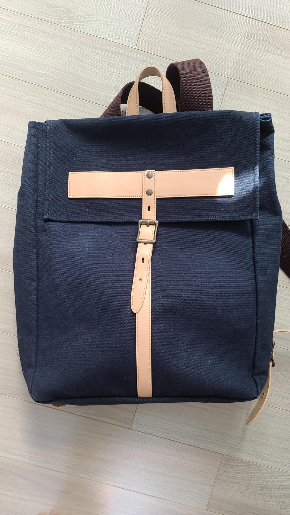 크리스 크리스티 백팩