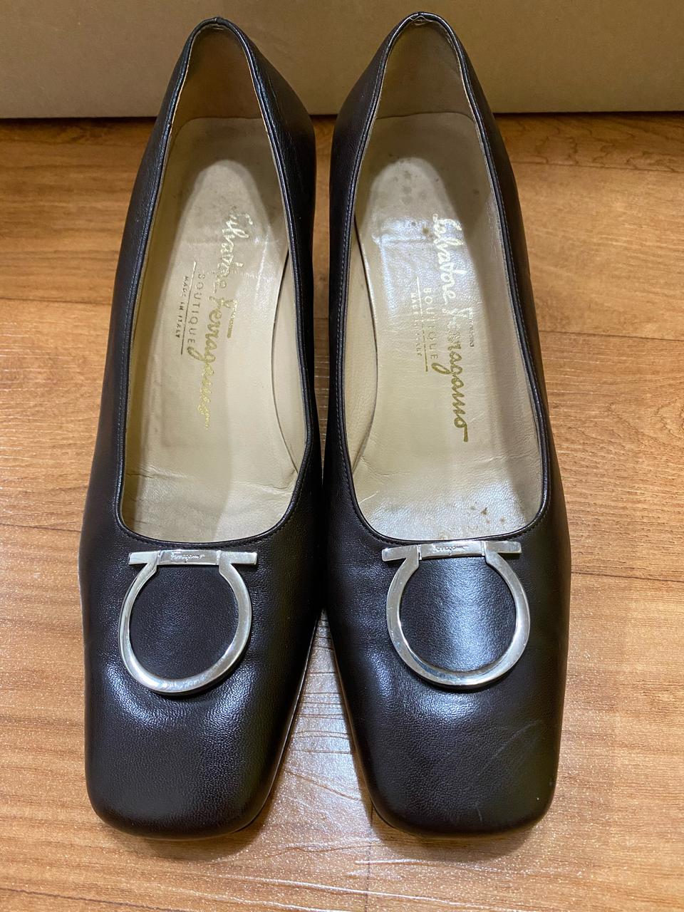 페레가모 구두 리얼 빈티지 6사이즈(240)