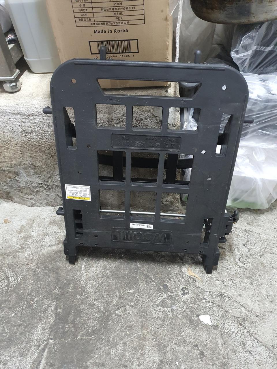 오토바이 짐받이